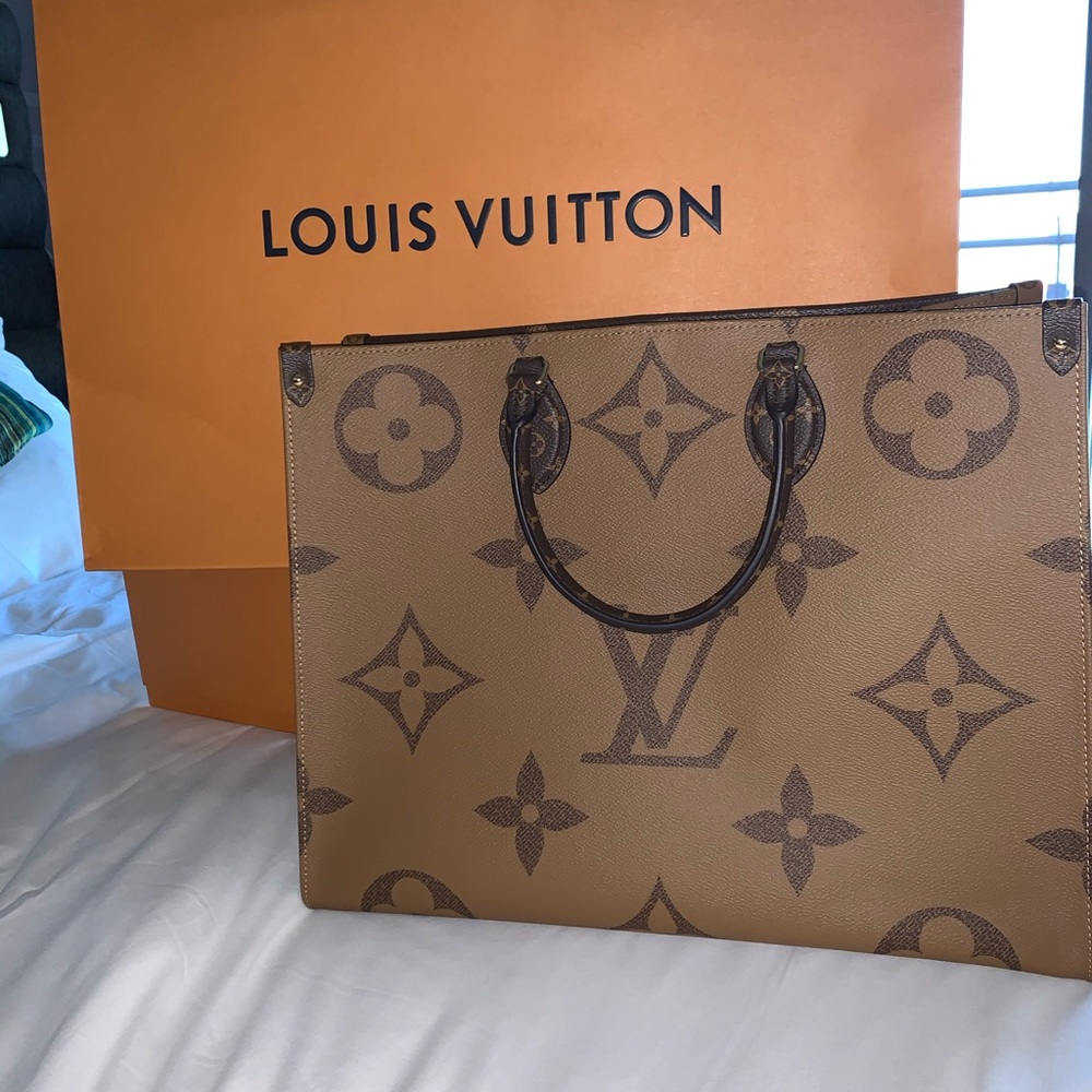 ‼️FINAL SALE‼️ Louis Vuitton OnTheGo GM Tote Bag